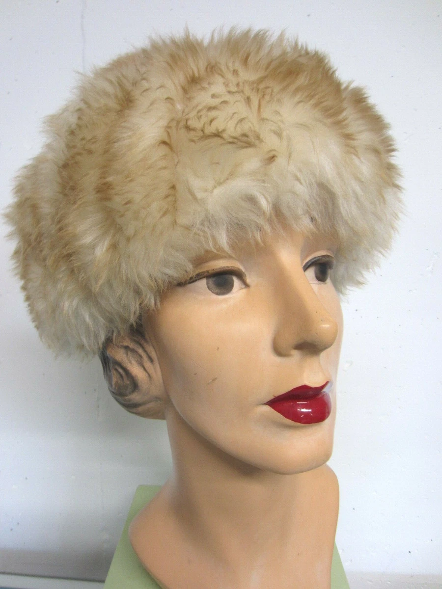 Vintage ITALIAN Dyed TUSCAN Natural LAMB FUR USHANKA CLOCHE Winter Hat