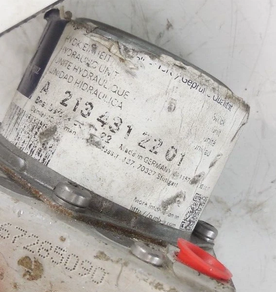 Mercedes-Benz E300 2017 2018 antibloqueo freno ABS bomba OEM crucero adaptativo Foto 4 de 4