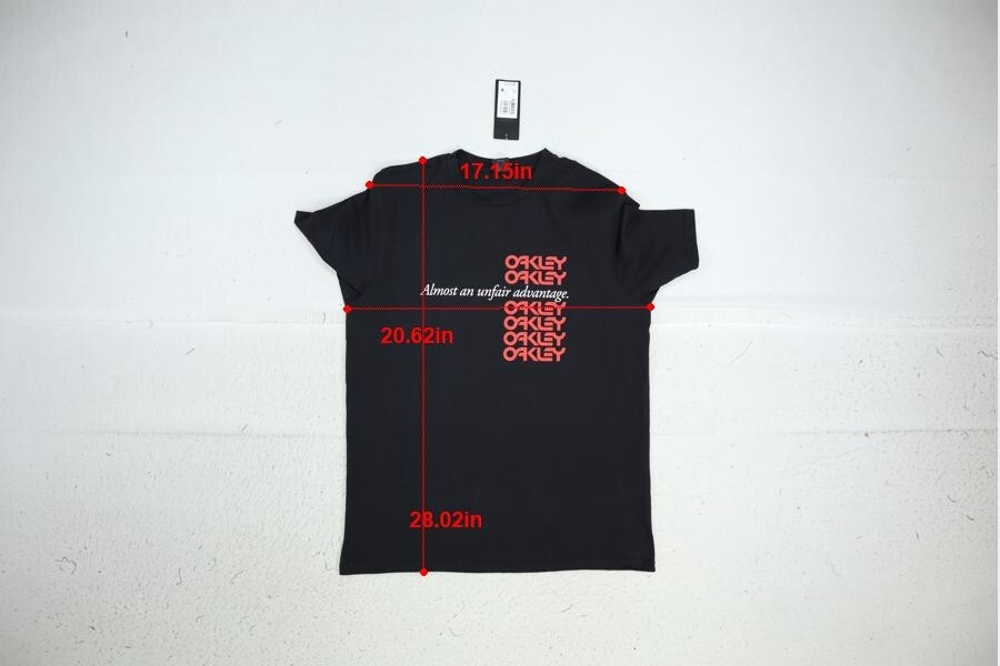 Oakley Unfair Advantage Short Sleeve Blackout Tee Crewneck