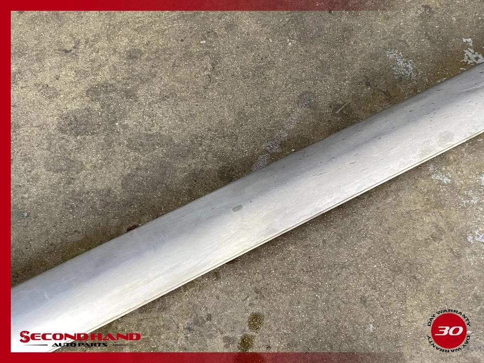 Jeep Grand Cherokee 2002-2003 lado derecho basculante panel falda moldeada OEM Foto 4 de 4