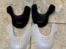 Neu 2 Paar schwarz-weiße Schuhfalte Sneaker Zehe Größe Small (5 - 8,5)