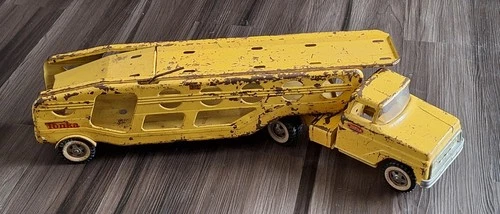 Vintage 1960's Tonka Motor Transport Truck & Trailer Original Yellow Mound Minn.