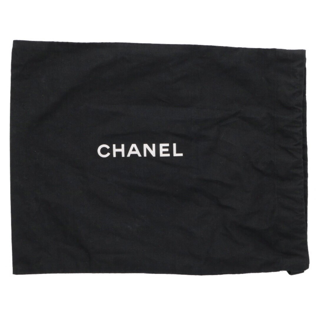 CHANEL Boy 20 Argyle Patchwork Chain Leather Shou… - image 6