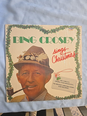 Bing Crosby Sings Christmas Two Complete Radio Broadcasts Record Album SMF 210