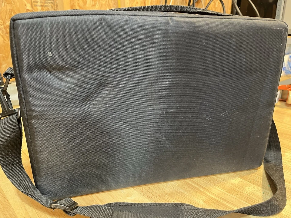 🔥🔥 Case Logic 60 Disc CD Carry Case Jewel Storage Holder No Shoulder strap - Image 4 of 4