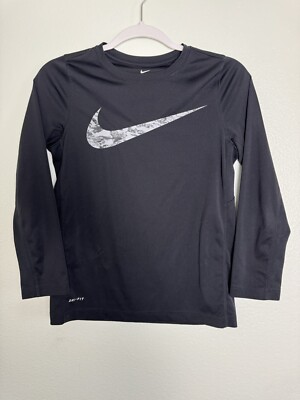 long sleeve workout top nike