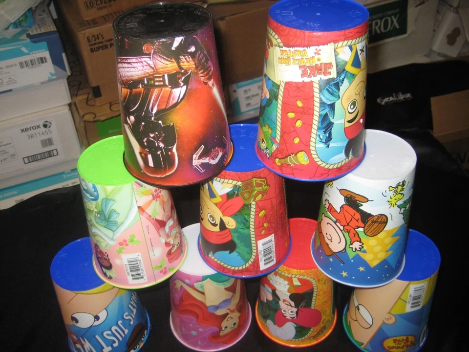 NUEVO Hallmark Disney 16 Fl. LOTES de tazas de fiesta de plástico OZ TODOS los colores 150 Foto 3 de 3
