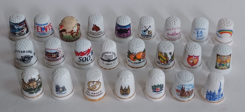 Vintage 24 Lot State City Landmarks Travel England Souvenir Porcelain Thimbles