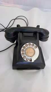 VINTAGE BLACK BAKELITE GPO TELEPHONE BLACK 332L