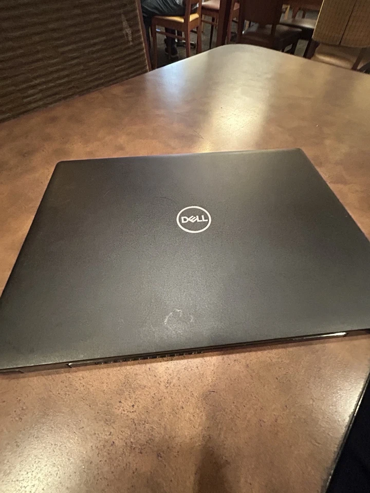 Dell Precision M4800 15.6"  (1TBGB HDD, Intel Core i7 4th Gen., 2.8GHz, 32GB)  - Image 2 of 3