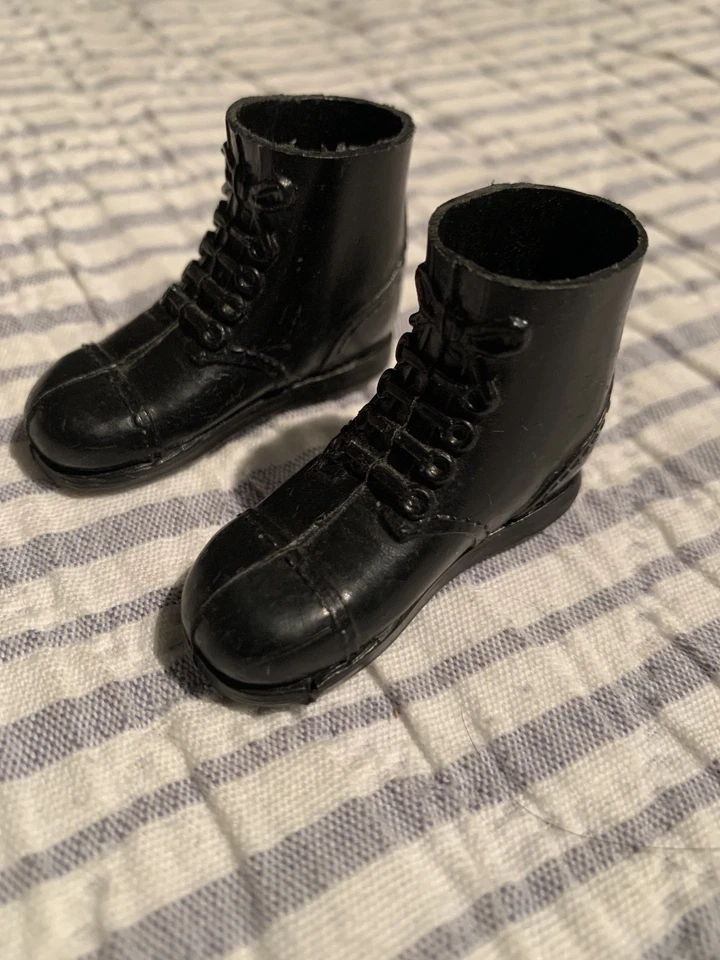Botas negras cortas vintage GI Joe 1964 en buen estado Foto 2 de 4