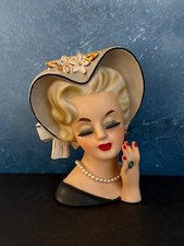 VINTAGE LADY HEAD VASE RUBENS LIGHT BLONDE IN BLACK/GRAY WITH BONNET & BOW 5.5”
