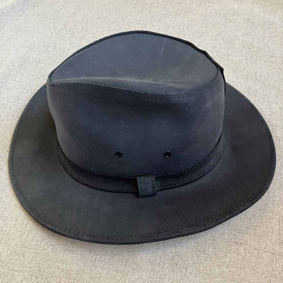Chapeau Minnetonka Cuir Noir 'The Outback' Avec Concho - Taille S - Vintage