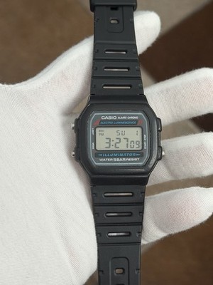 CASIO W-86 デジタル腕時計 希少品 Rare Vintage Casio W-86 Alarm Chronograph Men's Digital Sports