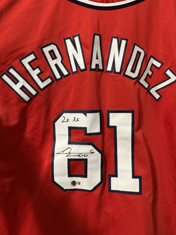 Livan Hernandez Autographed Jersey Washington Nationals Beckett COA