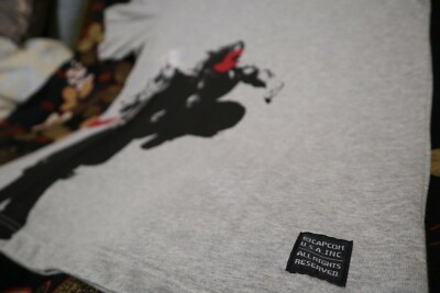 HUF CAPCOM STREET Fighter Chun-Li &amp; Cammy White Graphic T-Shirt Sz M Video Game $19.95