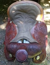 1980's Billy Royal Trail/Roping Saddle Excellent Condition