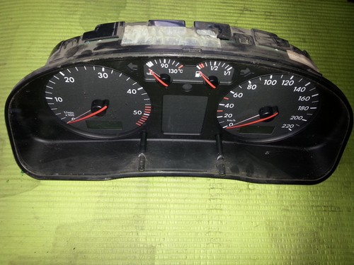 Vw Passat 3b Tacho Tachometer Kombiinstrument 3B0919880C Diesel TDI