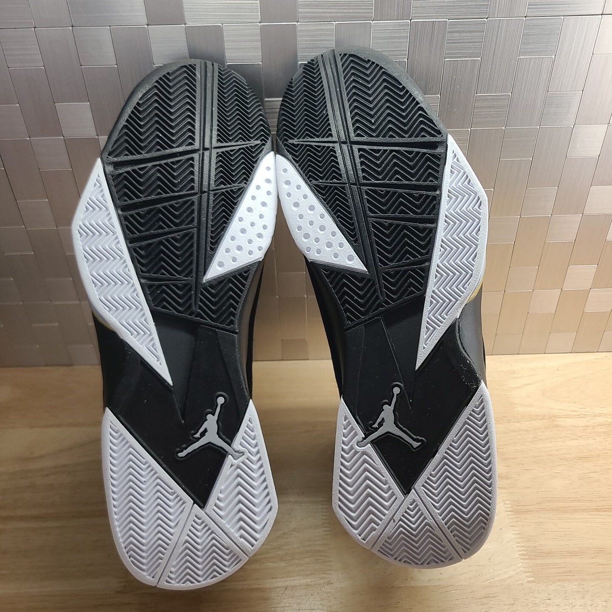Air Jordan true flight 342964-070 Size 8 - Nike Air Jordan True Flight Black | Mercari main image 2