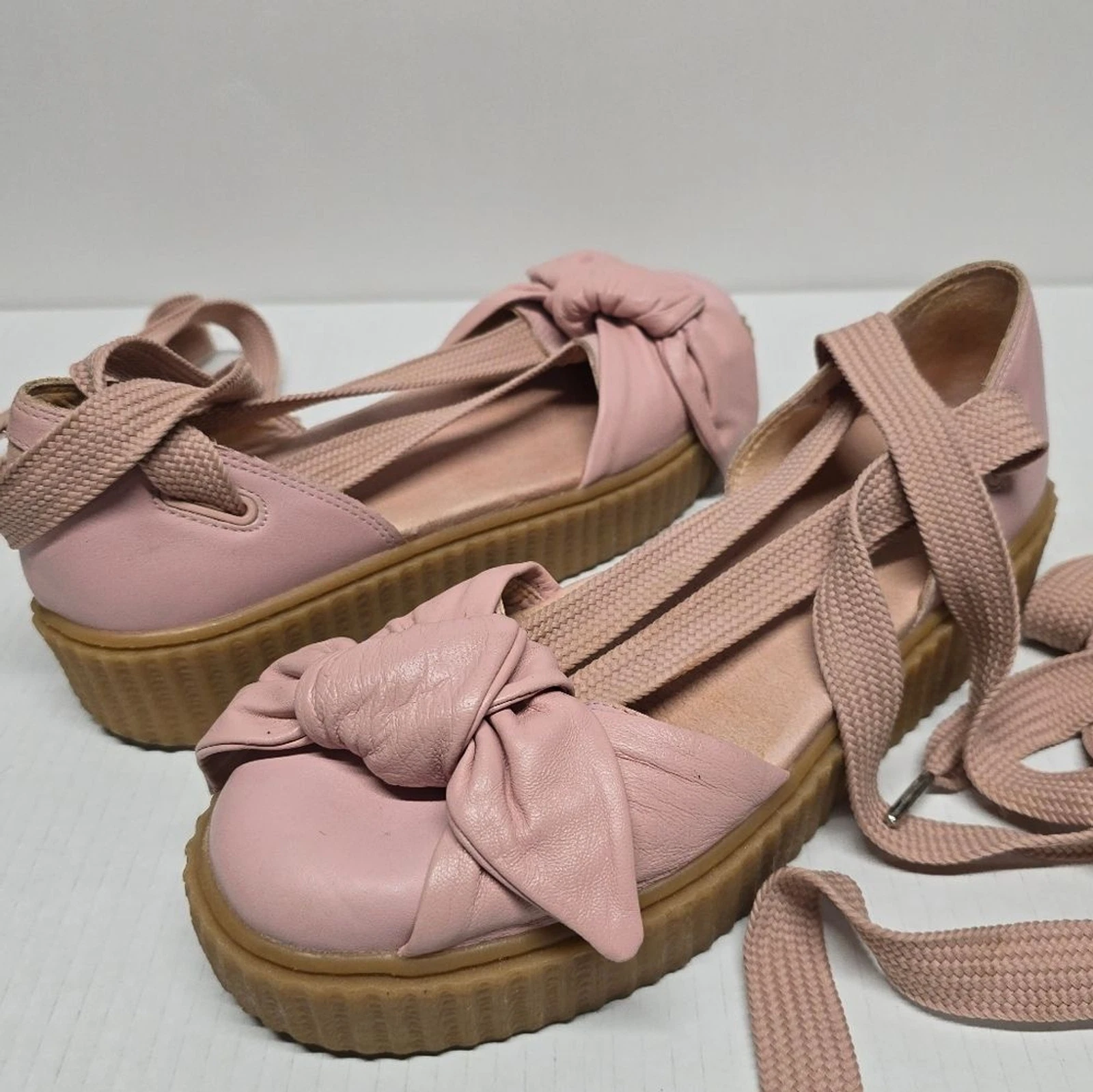 Scarpe sandalo donna Puma Fenty by Rihanna fiocco creeper plateau pelle rosa 9