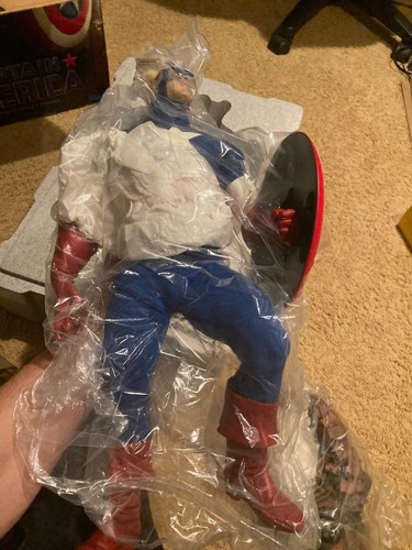 Signed By Stan Lee Sideshow Premium Format Captain America Statue Exclusive - Picture 2 of 8