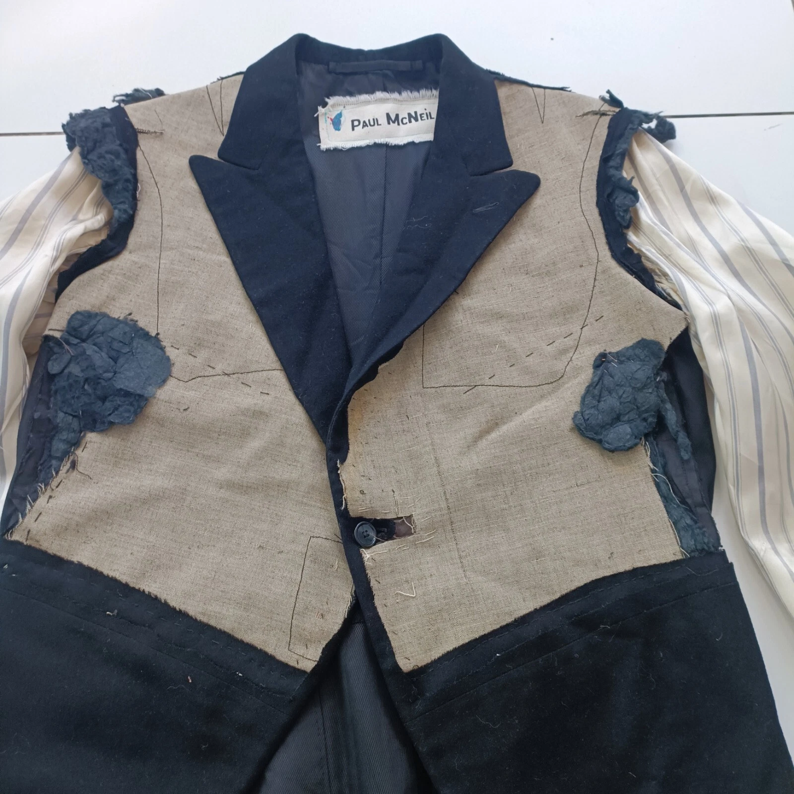 Paul McNeil Customised / DECONSTRUCTED VINTAGE TAIL JACKET Size L / XL SUPERB - product detail image 4