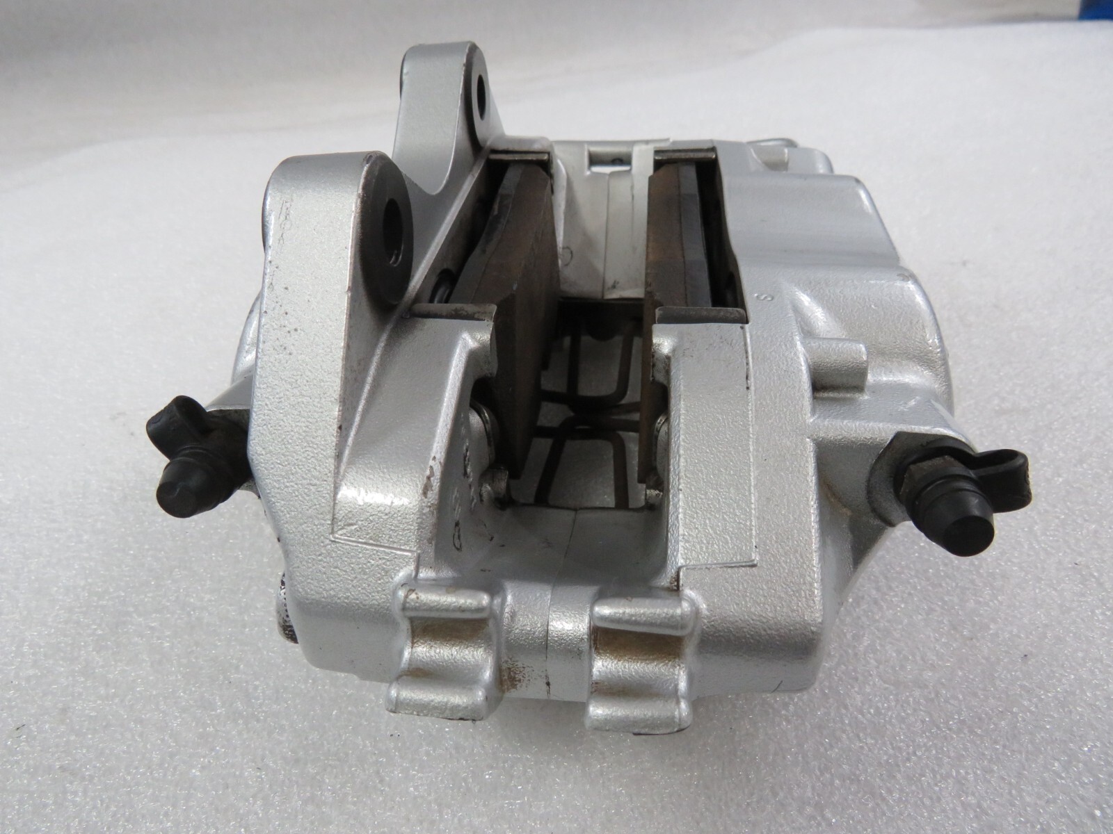Maserati Coupe, Spyder, RH, Right Rear Brake Caliper, Silver, Used P/N 387201124