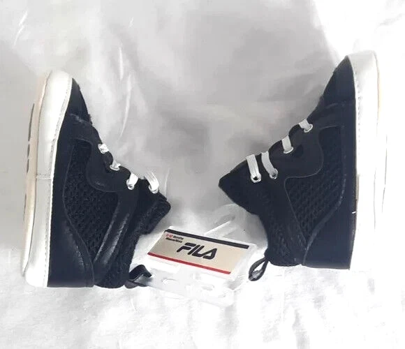 Fila Zapatos Cuna Bebé Talla 6-12 Meses Negro Blanco NUEVO Foto 3 de 4