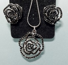 LUXUS Schmuckset Swarovski Kristalle Kette Anhänger Ohrringe Silber Geschenk NEU