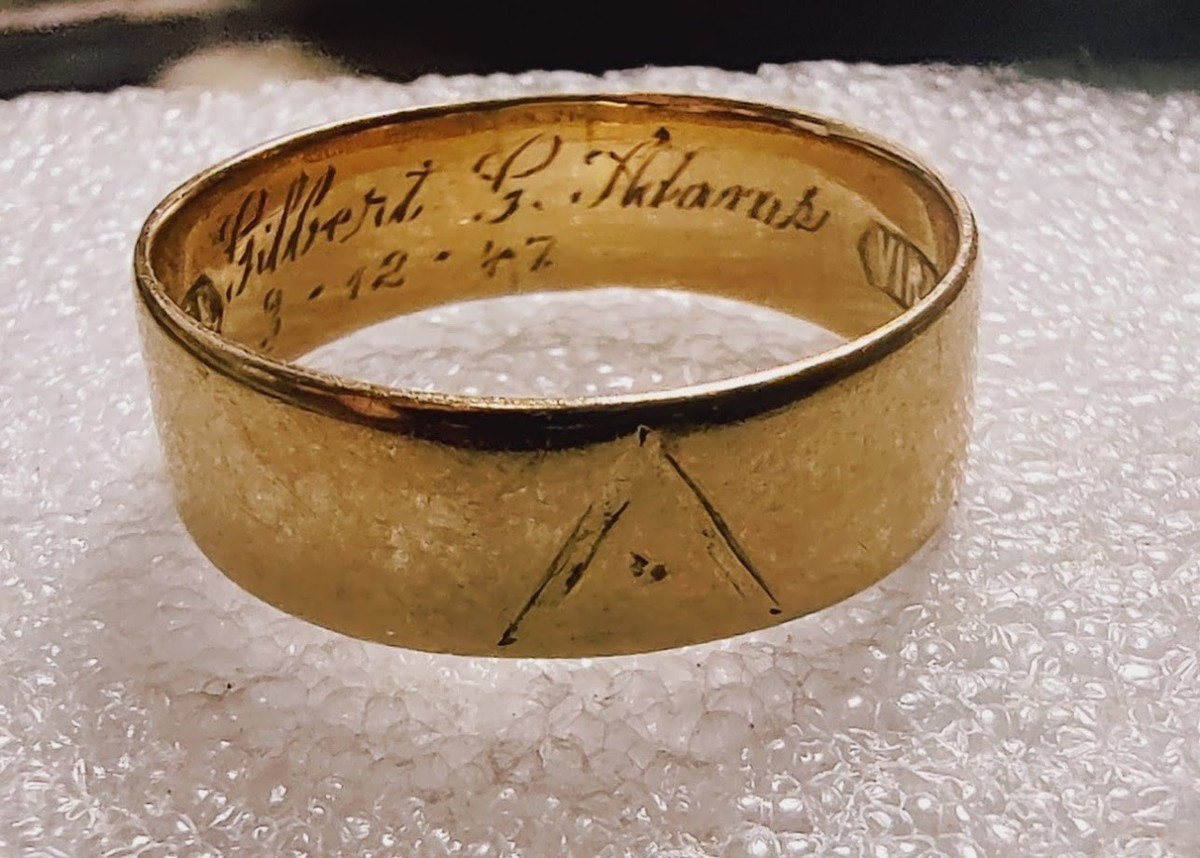 【極希少】vintage gold ring Vintage 12k 10k Black Hills Gold Circular Statement Ring, Gold