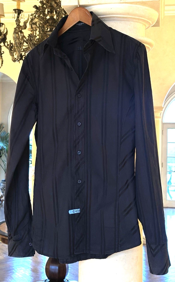 Camisa de vestir para hombre J. Lindeberg negra sobre negra a rayas con botones, delgada pequeña Foto 3 de 4