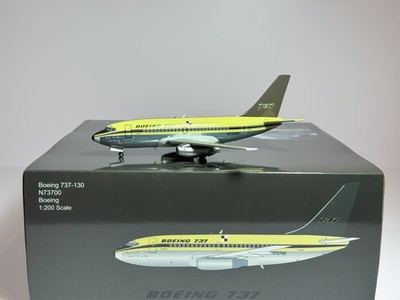 Boeing House Boeing 737-100 1:200 Inflight200 N73700 (KJ-B731-101)