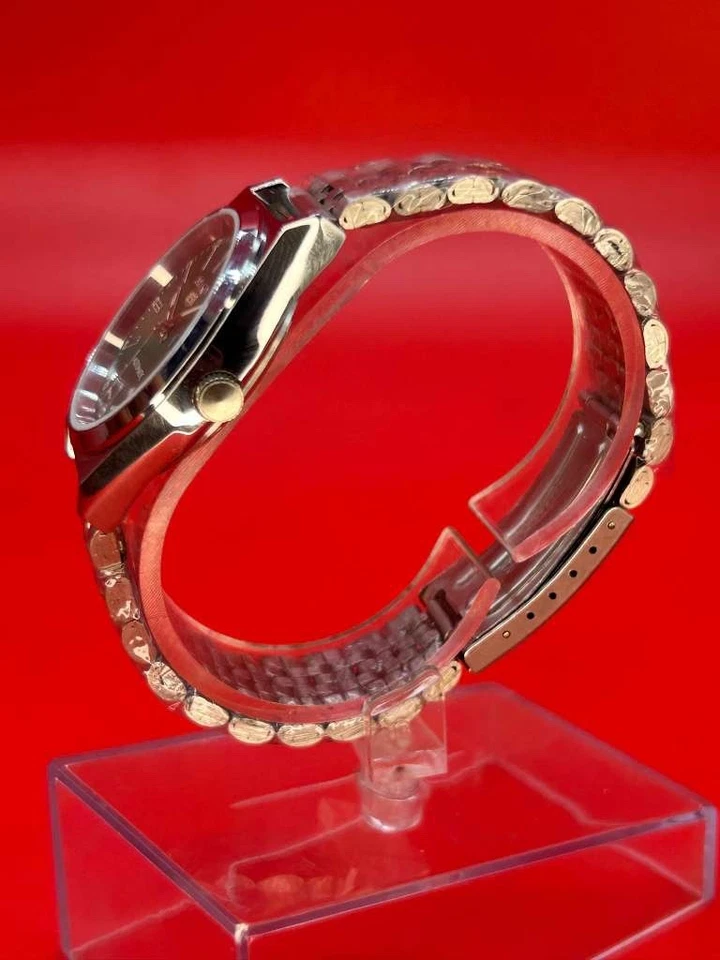 Автоматические мужские часы Seiko 5 с зеленым циферблатом из нержавеющей стали — дисплей дня и даты - Изображение 2 из 4