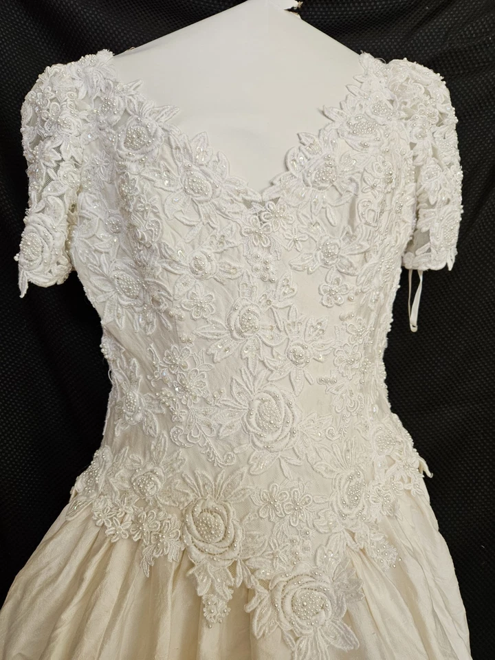 Size 16 Signature Beaded Wedding Dress With Train  - Image 3 of 4