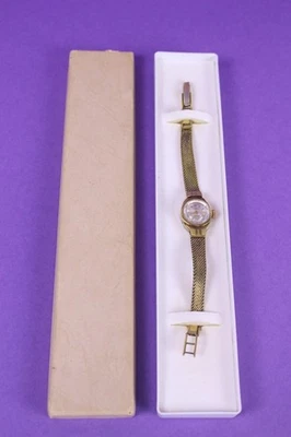 Ruhla Damen Armbanduhr Ø 18 mm 17 Jewels Vergoldet 60er DDR Vintage - Bild 1 von 4