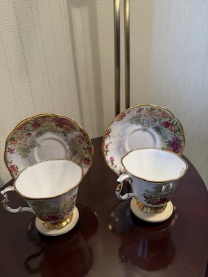 Royal Albert Old Country Roses Garden 1986 2 Tassen & Untertassen Bone China England