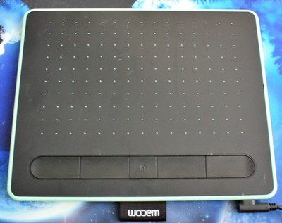Wacom Intuos Wireless Graphics Drawing Tablet Pistachio No Pen