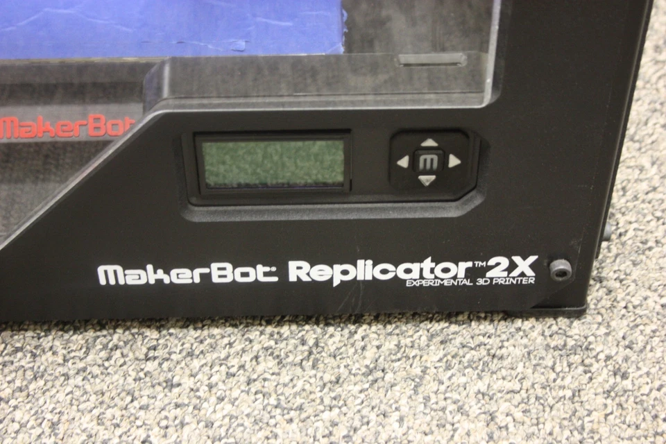 MakerBot Replicator 2X 3D Printer - Heated Print Plate - For Parts or Repair - Image 4 of 4