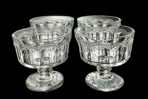Set Of 4 Artland Pearl Ridge Clear Footed Glass Dessert Dish Bowls 8 oz. NOS