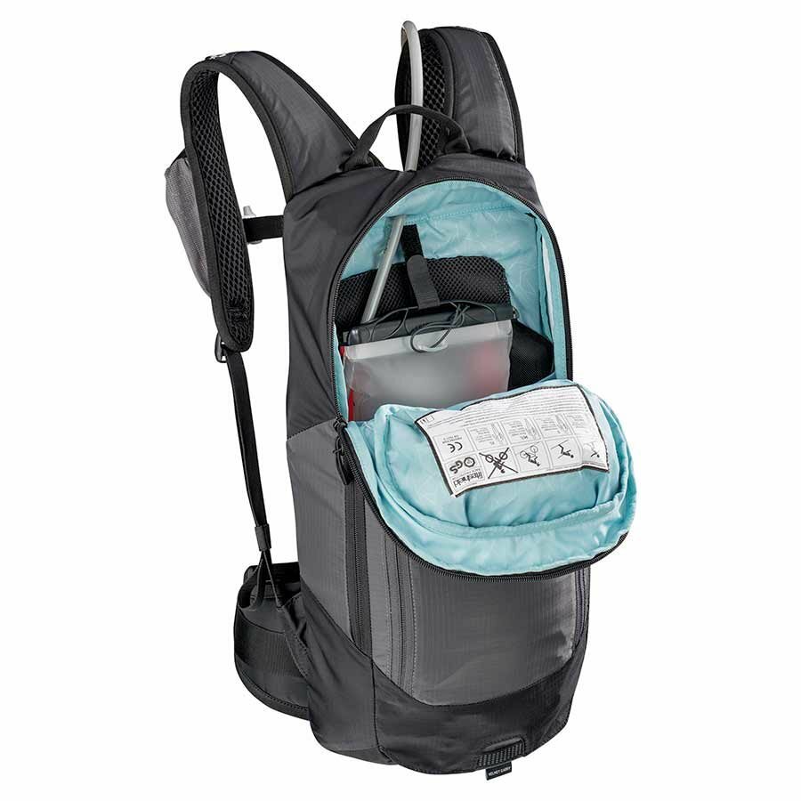 バッグ Evoc FR Lite Race Protector Backpack 10L EVOC-fr-lite-race-721228-