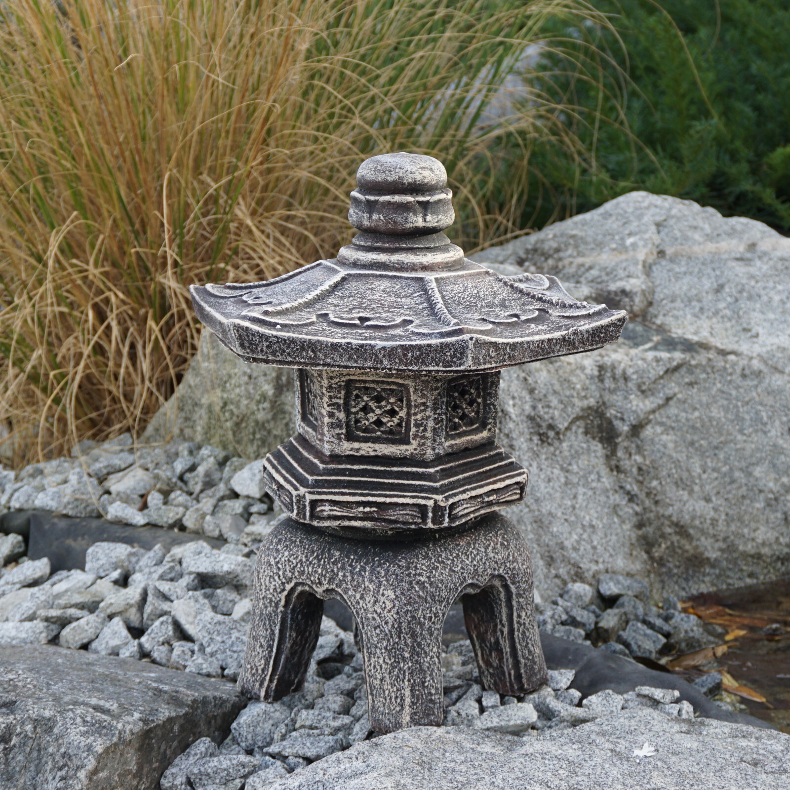 Oki-Gata Yukimi jap. Stone Lantern 38cm 11kg Multicoloured Concrete Frost Proof