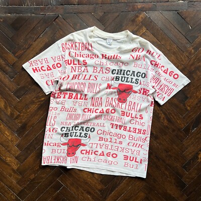Chicago Bulls x Champion NBA Basketball Herren Vintage Full Printed T-Shirt M/L