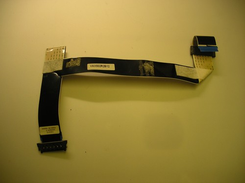 TV Grundig Display Kabel VAX502R2B12  für Model: 40 VLE 6526BL / 40 VLE 6520 BL