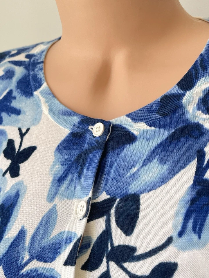 Cárdigan suéter Talbots para mujer S azul blanco cachemira floral con botones Foto 4 de 4