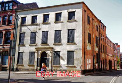 PHOTO  NOTTINGHAM'S PILCHER GATE A VERY BRIGHT MAY AFTERNOON ILLUMINATES WHAT MU