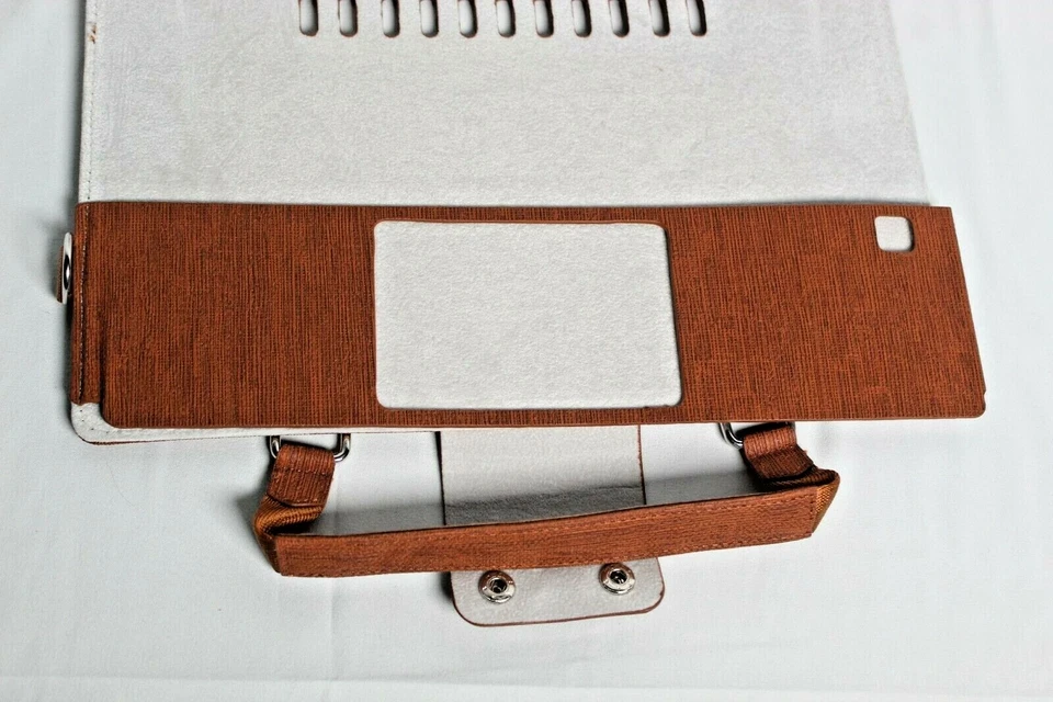 Estuche de transporte de vinilo marrón para portátil Lenovo Think Pad 12,5" bolsa frontal  Foto 3 de 4