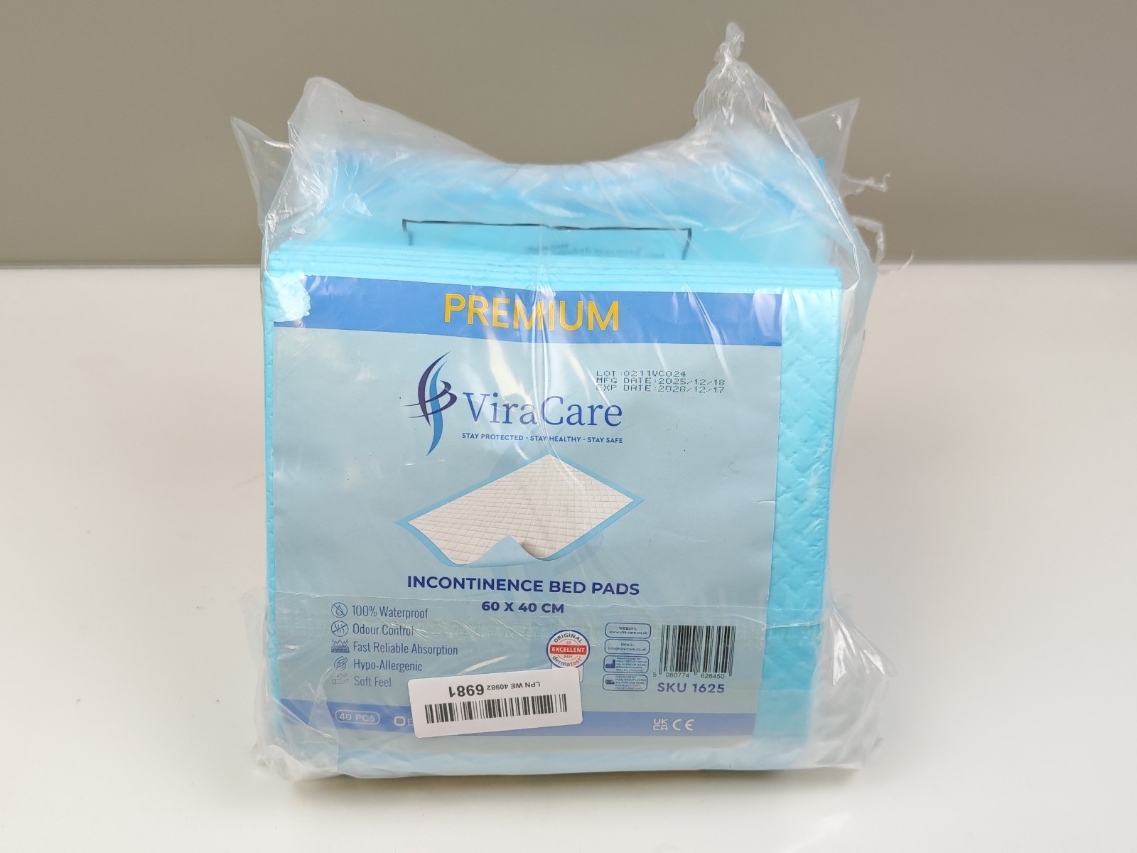 33 x Premium Incontinence Bed Pads 60x40 cm | Incontinence Bed Sheets (READ)