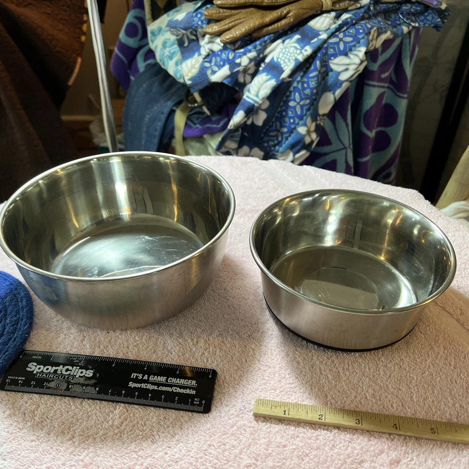 (2) Cuencos de agua para alimentos de acero inoxidable Midwest Homes for Pets 8fl/2Qt & 4fl Foto 2 de 4