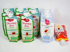 12 Betty Crocker 8 GREEN/ 1 RED/ 3 WHITE Decorating Icing 8oz pack Ready to use