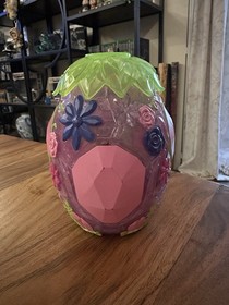 Spin master Hatchimals Colleggtibles 19126 Secret Scene Playground Purple Egg